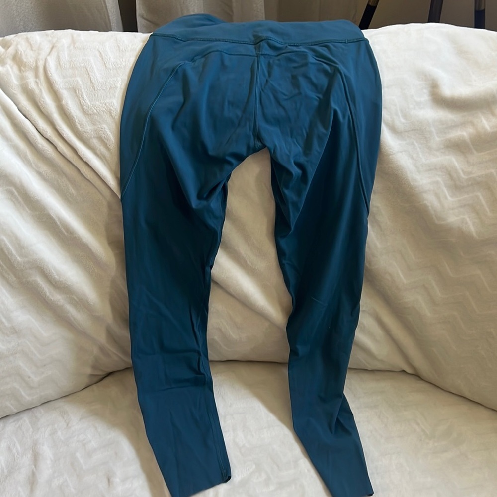 Lululemon 28” legging fast n free